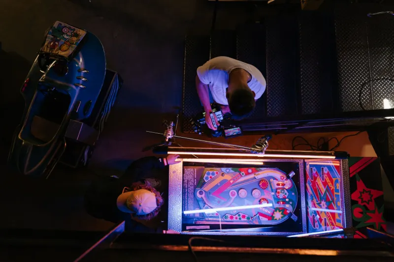 Dusty Cabinets, Big Money: Why Retro Slingshot Machines Are the Hottest Thing in Collector Culture Right Now